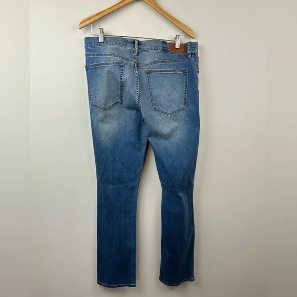 Johnny Was The Tomboy Mid Rise Jeans Blue Size 30 NWT
